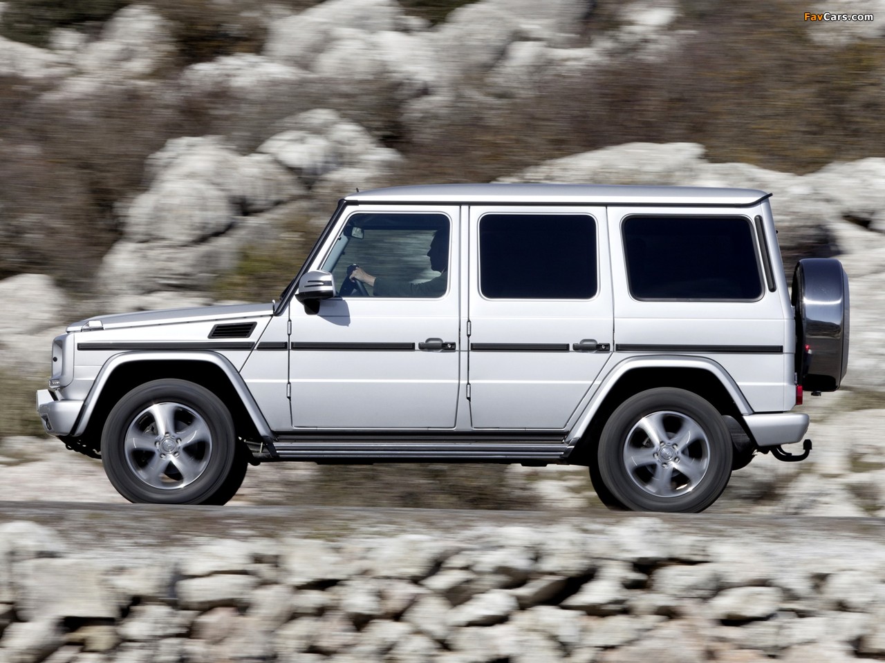 Mercedes-Benz G 350 BlueTec (W463) 2012 wallpapers (1280 x 960)