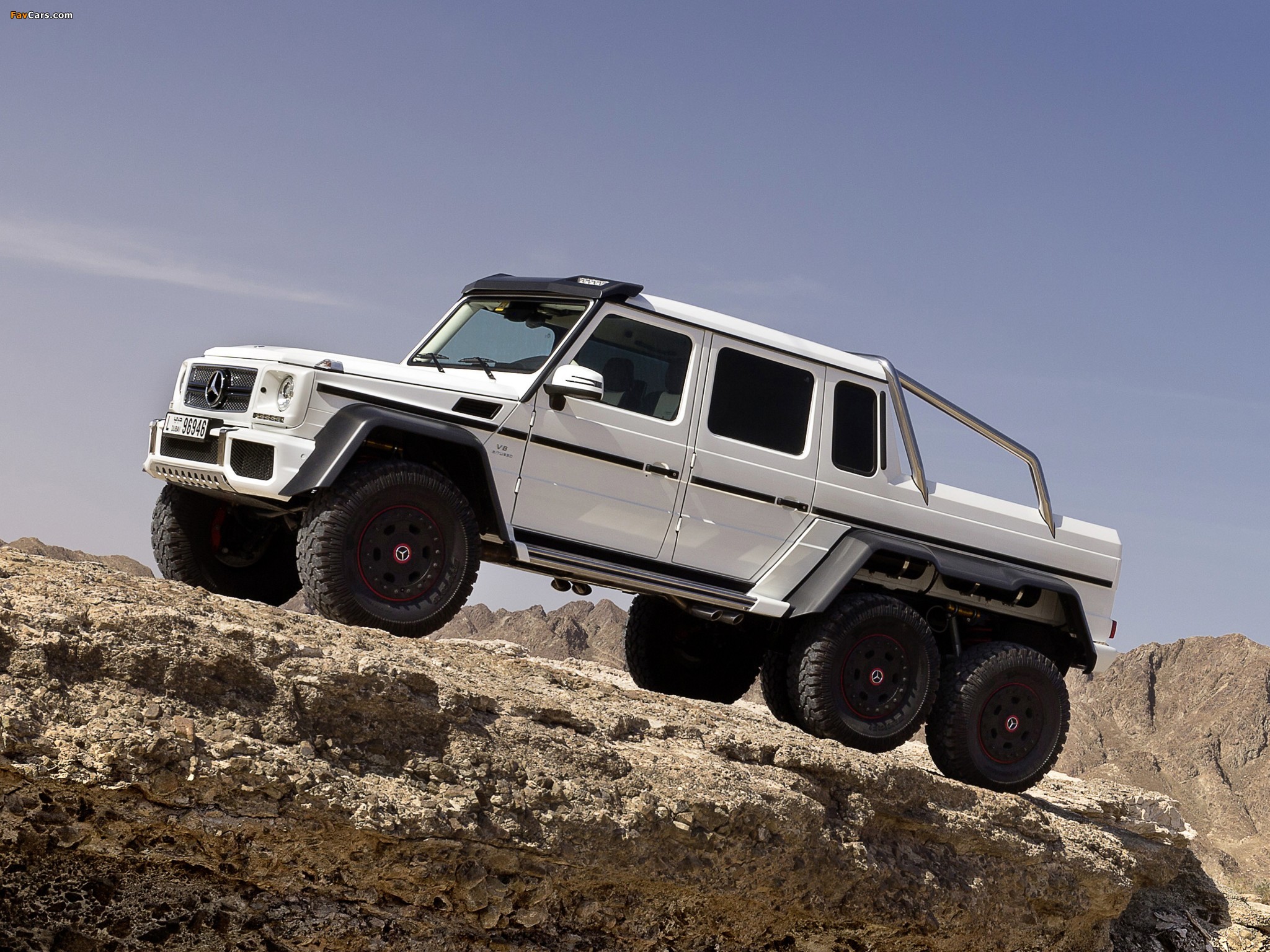 Mercedes-Benz G 63 AMG 6x6 (W463) 2013 images (2048 x 1536)