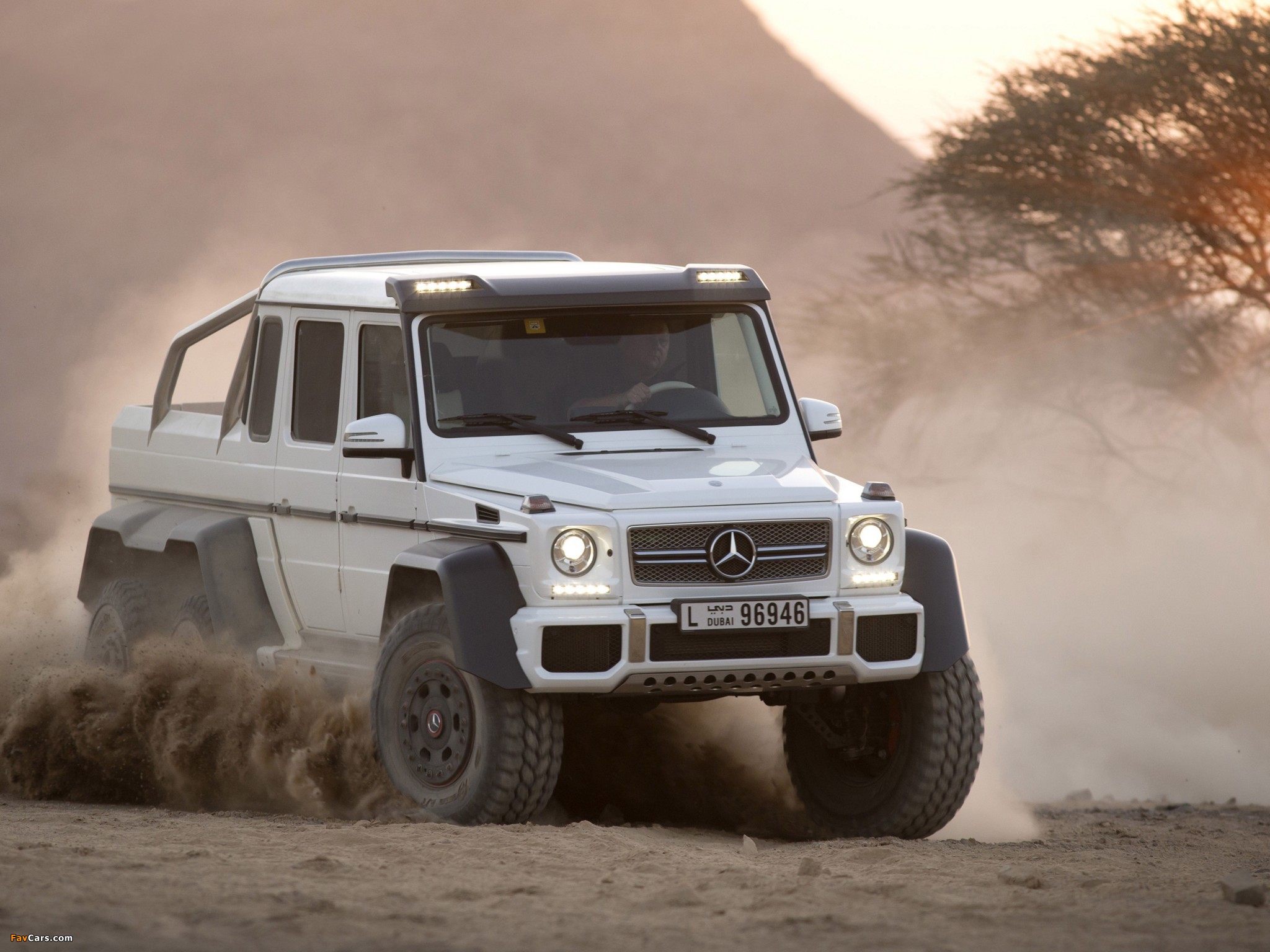 Mercedes-Benz G 63 AMG 6x6 (W463) 2013 wallpapers (2048 x 1536)