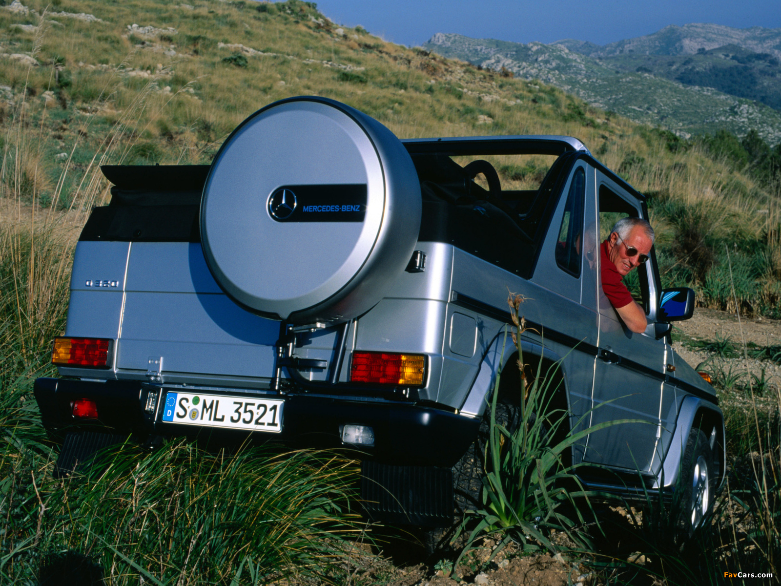 Photos of Mercedes-Benz G 320 Cabrio (W463) 1994–2000 (1600 x 1200)