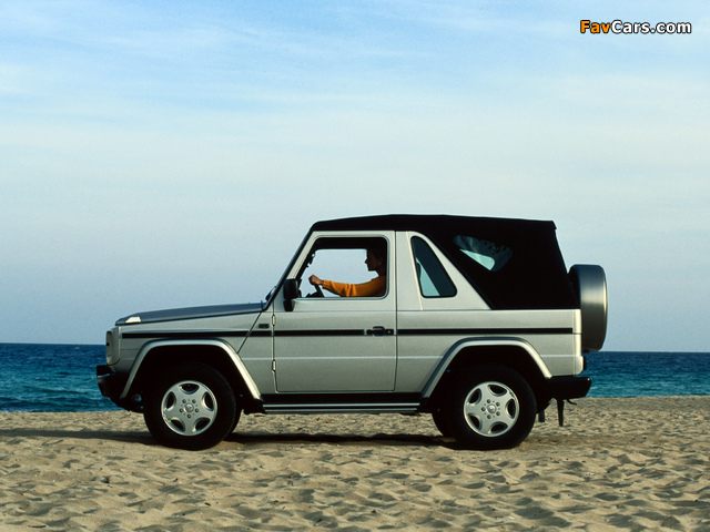 Photos of Mercedes-Benz G 320 Cabrio (W463) 1994–2000 (640 x 480)