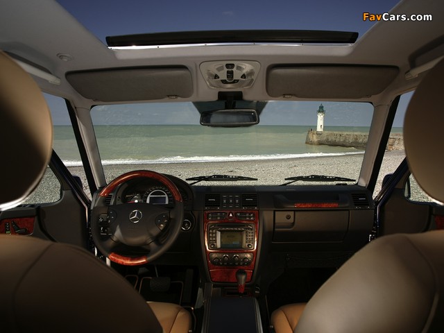 Photos of Mercedes-Benz G 55 Kompressor AMG (W463) 2004–06 (640 x 480)