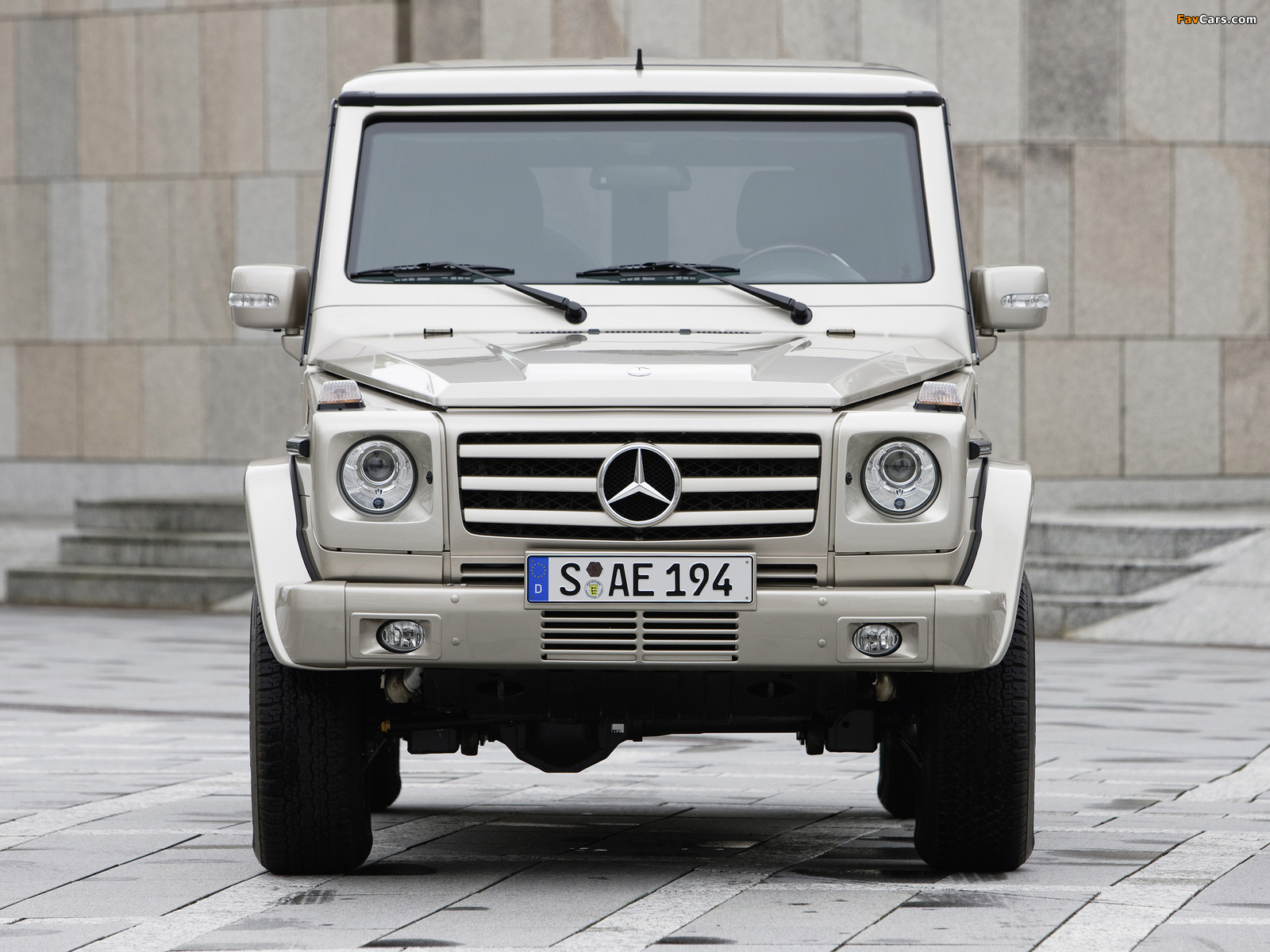 Photos of Mercedes-Benz G 500 Guard (W463) 2009–12 (1600 x 1200)
