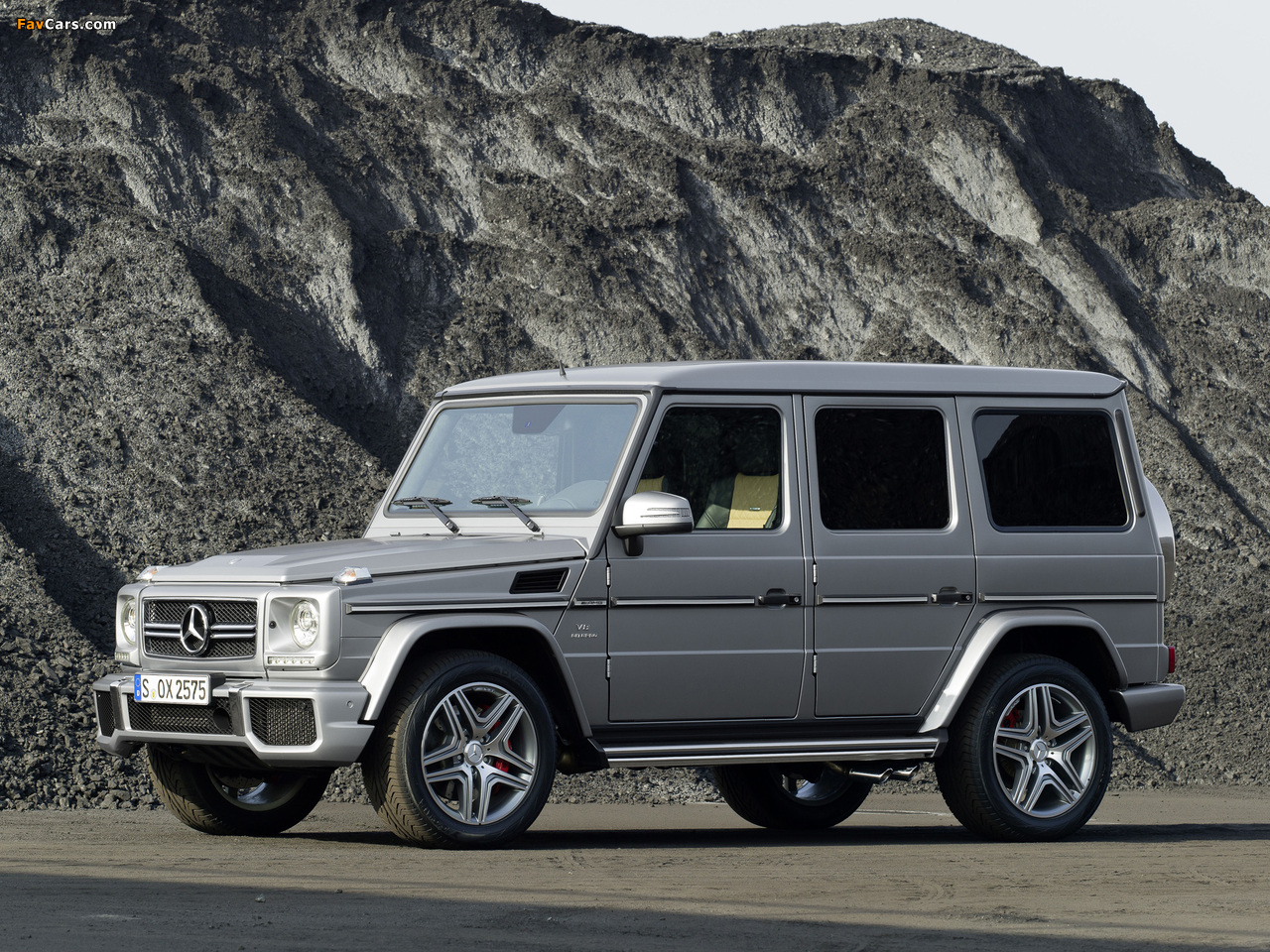 Photos of Mercedes-Benz G 63 AMG (W463) 2012 (1280 x 960)