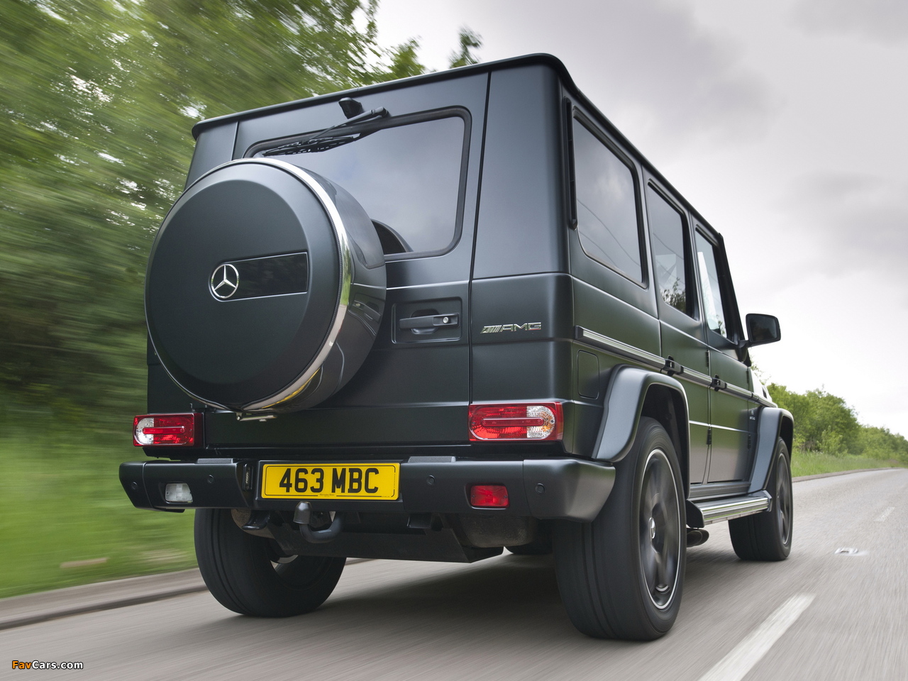 Photos of Mercedes-Benz G 63 AMG UK-spec (W463) 2012 (1280 x 960)