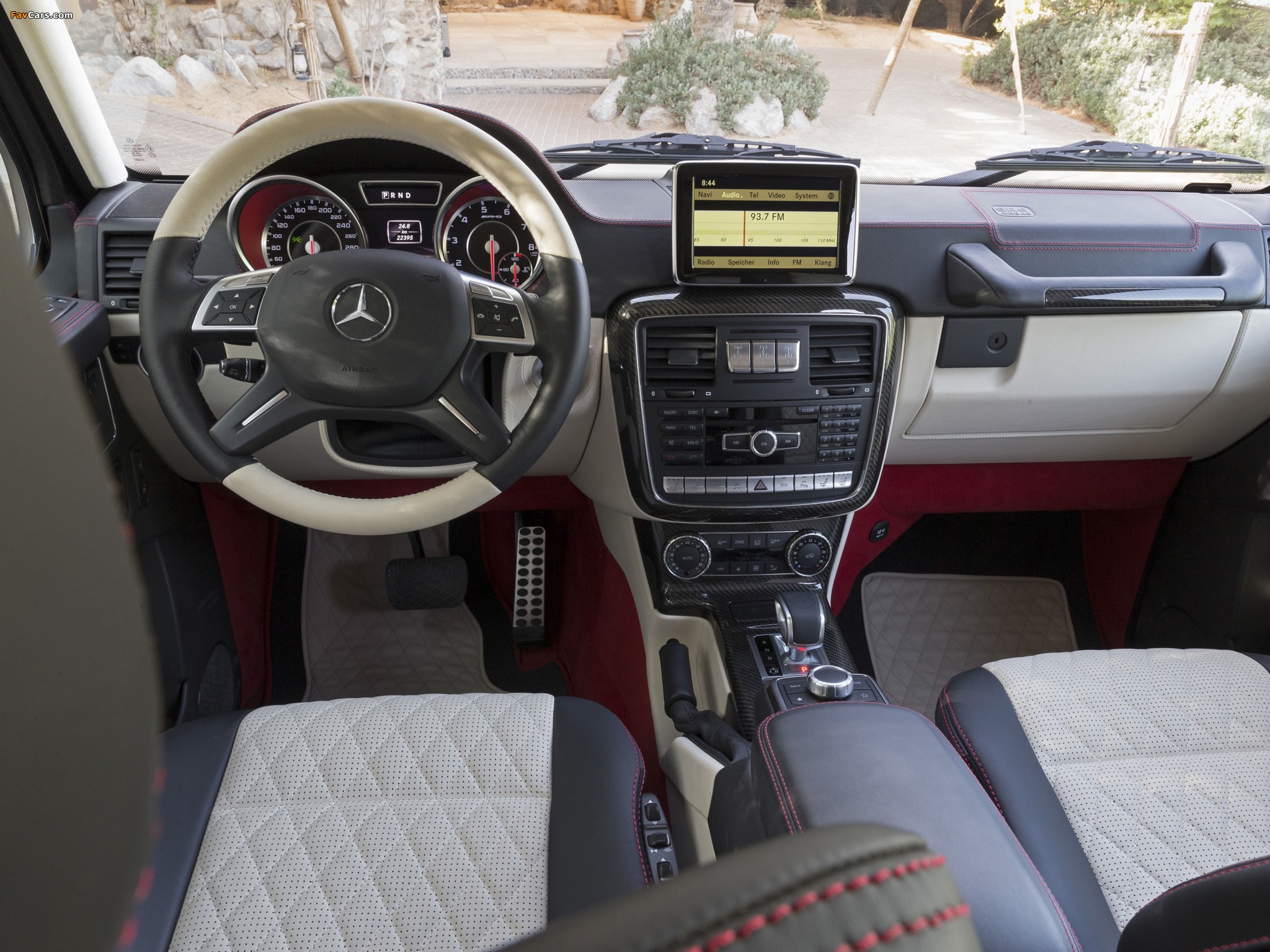 Photos of Mercedes-Benz G 63 AMG 6x6 (W463) 2013 (2048 x 1536)