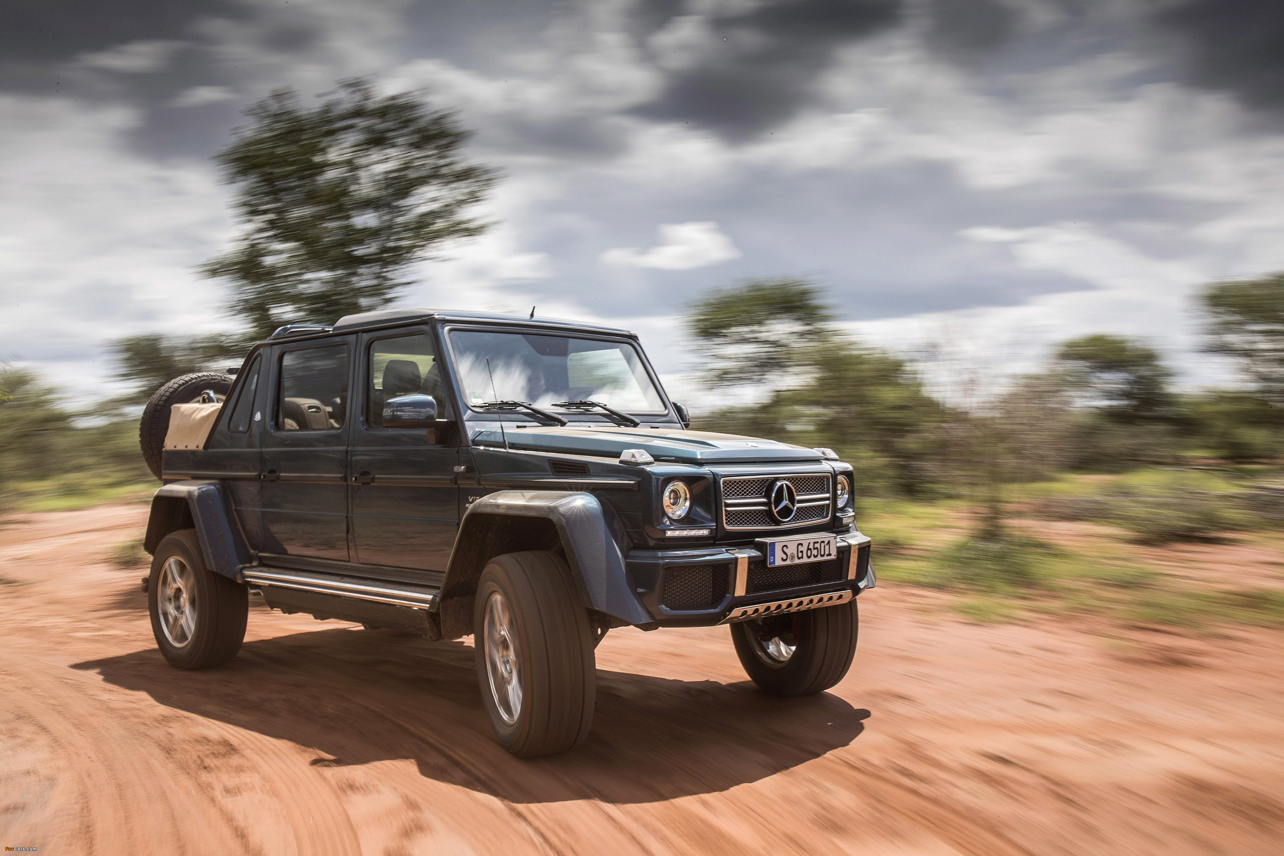 Photos of Mercedes-Maybach G 650 Landaulet (W463) 2017 (4096 x 2730)