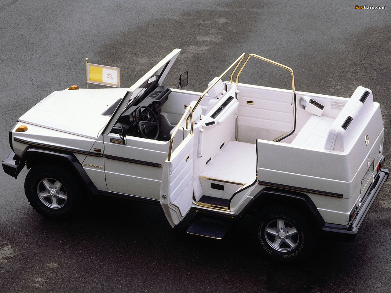 Pictures of Mercedes-Benz 230 G Popemobile (W460) 1980 (1280 x 960)