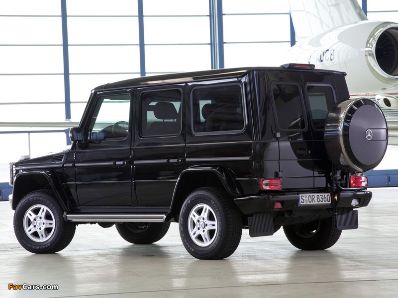 Pictures of Mercedes-Benz G 500 Guard (W463) 2009–12 (800 x 600)