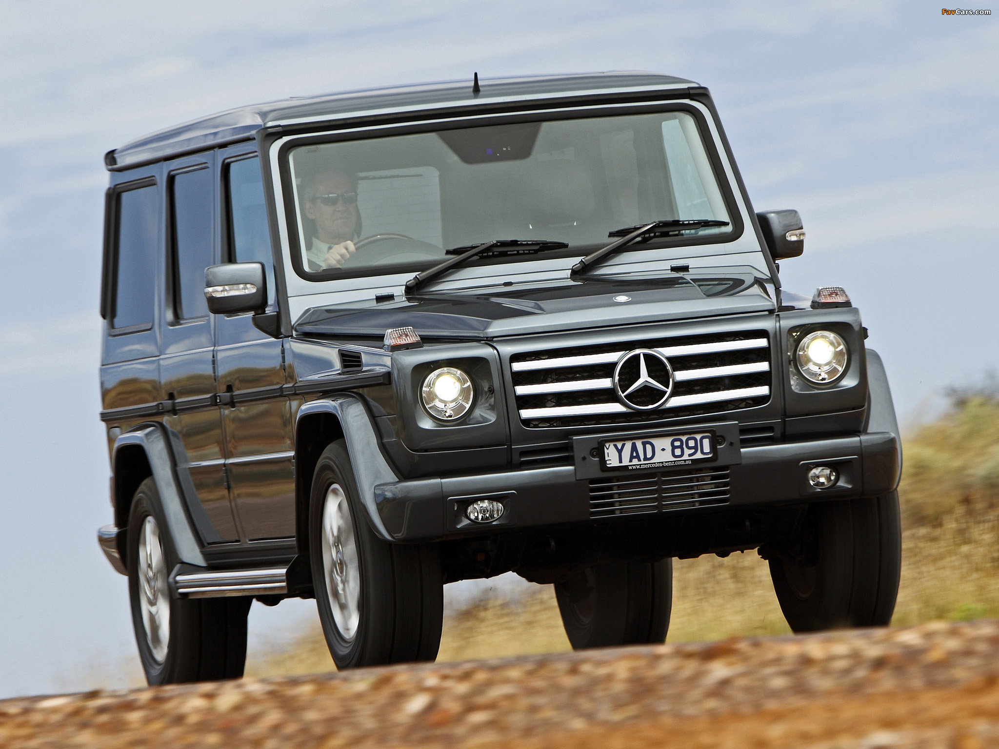 Pictures of Mercedes-Benz G 350 BlueTec AU-spec (W463) 2010–12 (2048 x 1536)