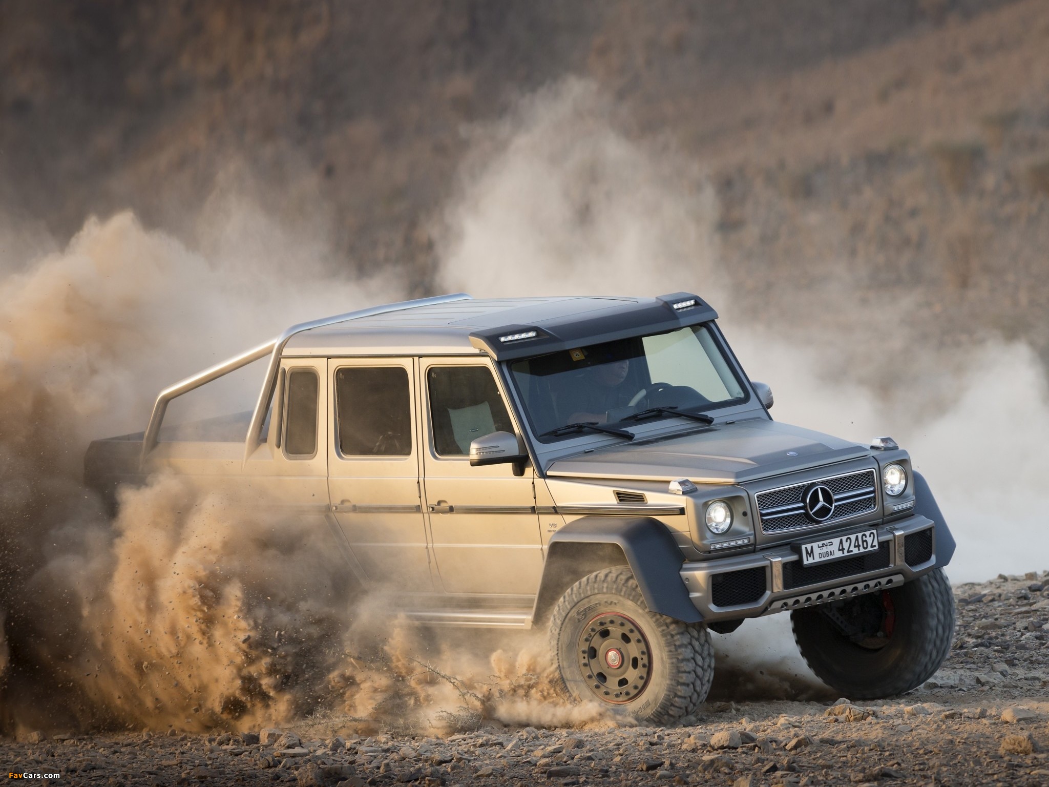 Pictures of Mercedes-Benz G 63 AMG 6x6 (W463) 2013 (2048 x 1536)