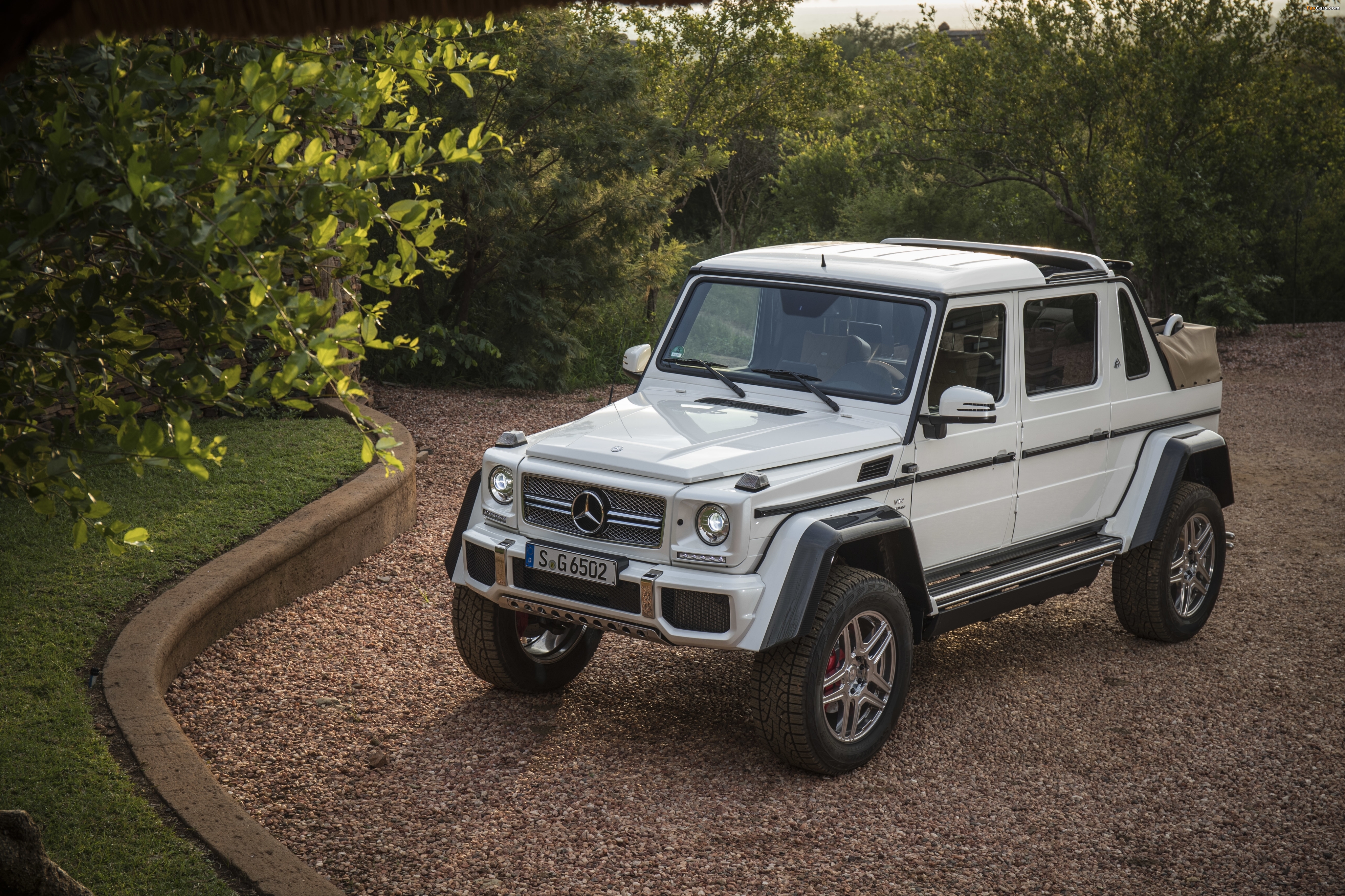 Pictures of Mercedes-Maybach G 650 Landaulet (W463) 2017 (4096 x 2730)