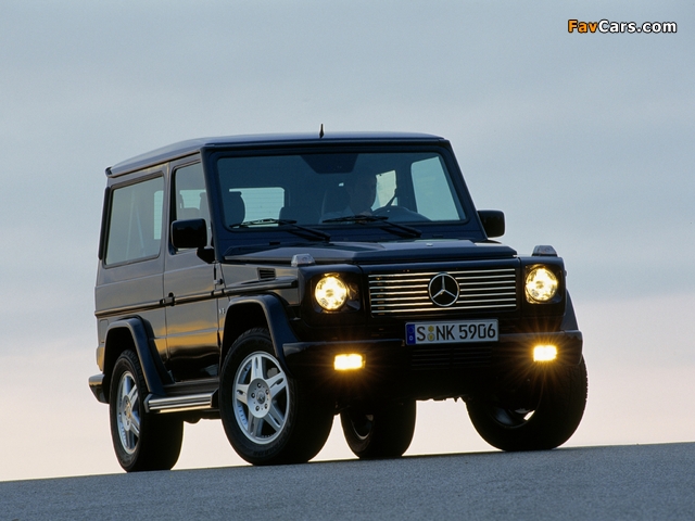 Mercedes-Benz G 500 SWB (W463) 1998–2006 wallpapers (640 x 480)