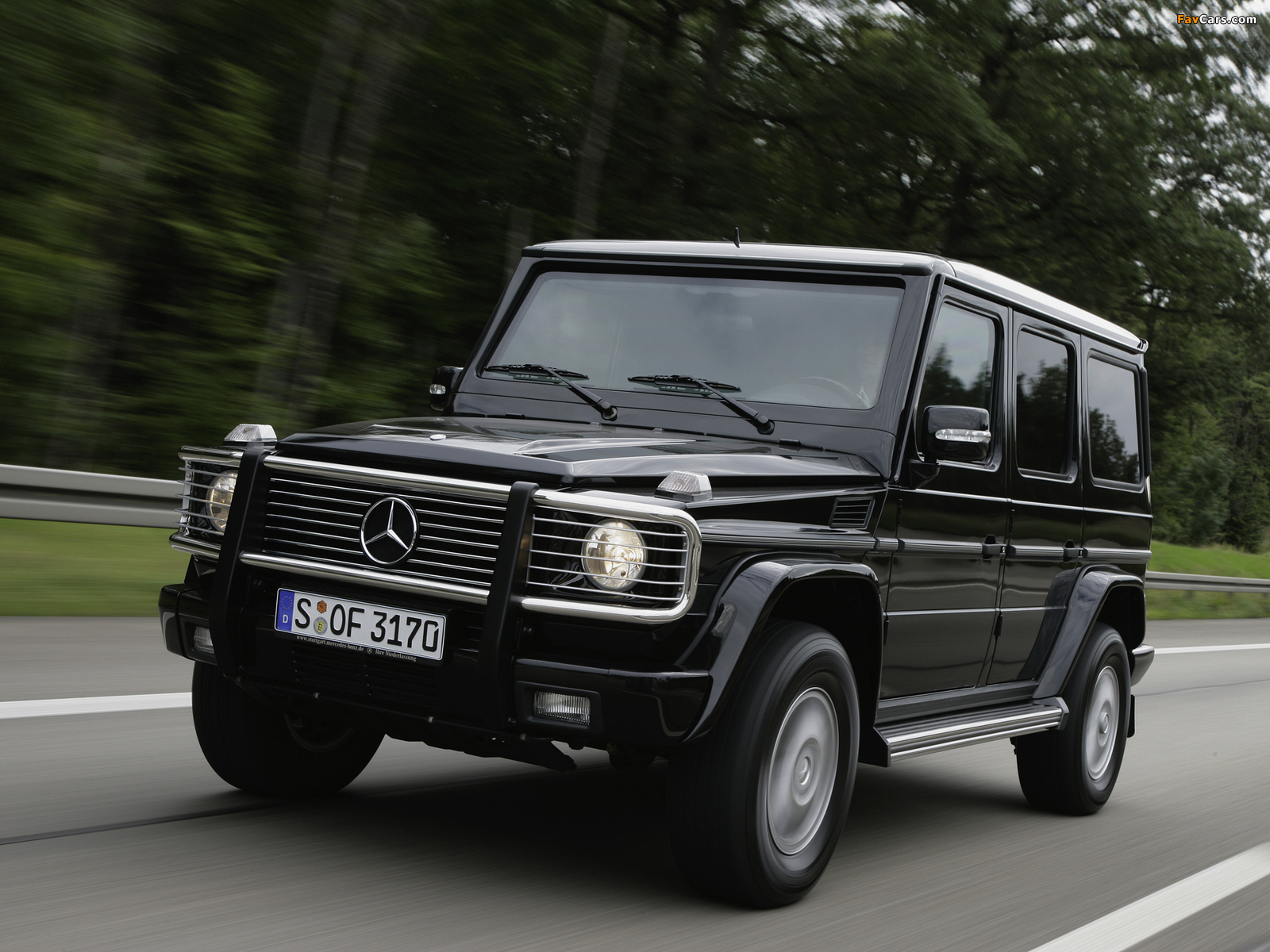 Mercedes-Benz G 500 Guard (W463) 2002–08 wallpapers (1600 x 1200)