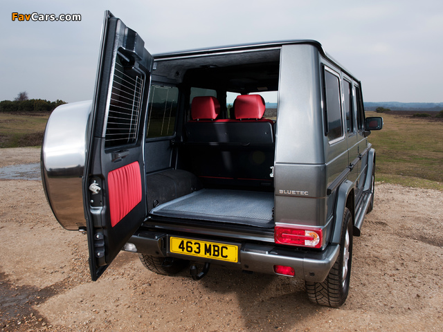 Mercedes-Benz G 350 BlueTec UK-spec (W463) 2010–12 wallpapers (640 x 480)