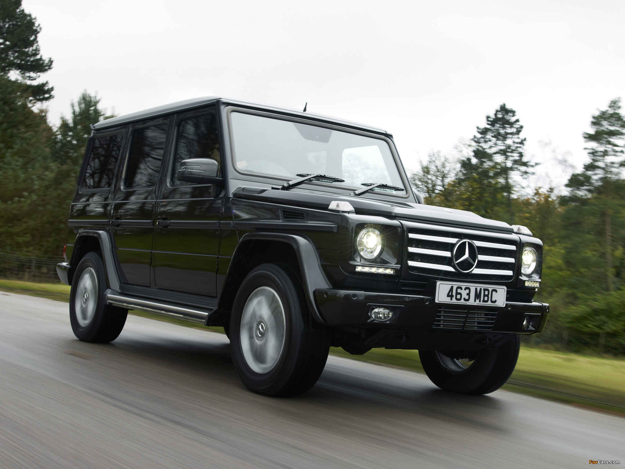 Mercedes-Benz G 350 BlueTec UK-spec (W463) 2012 wallpapers (2048 x 1536)