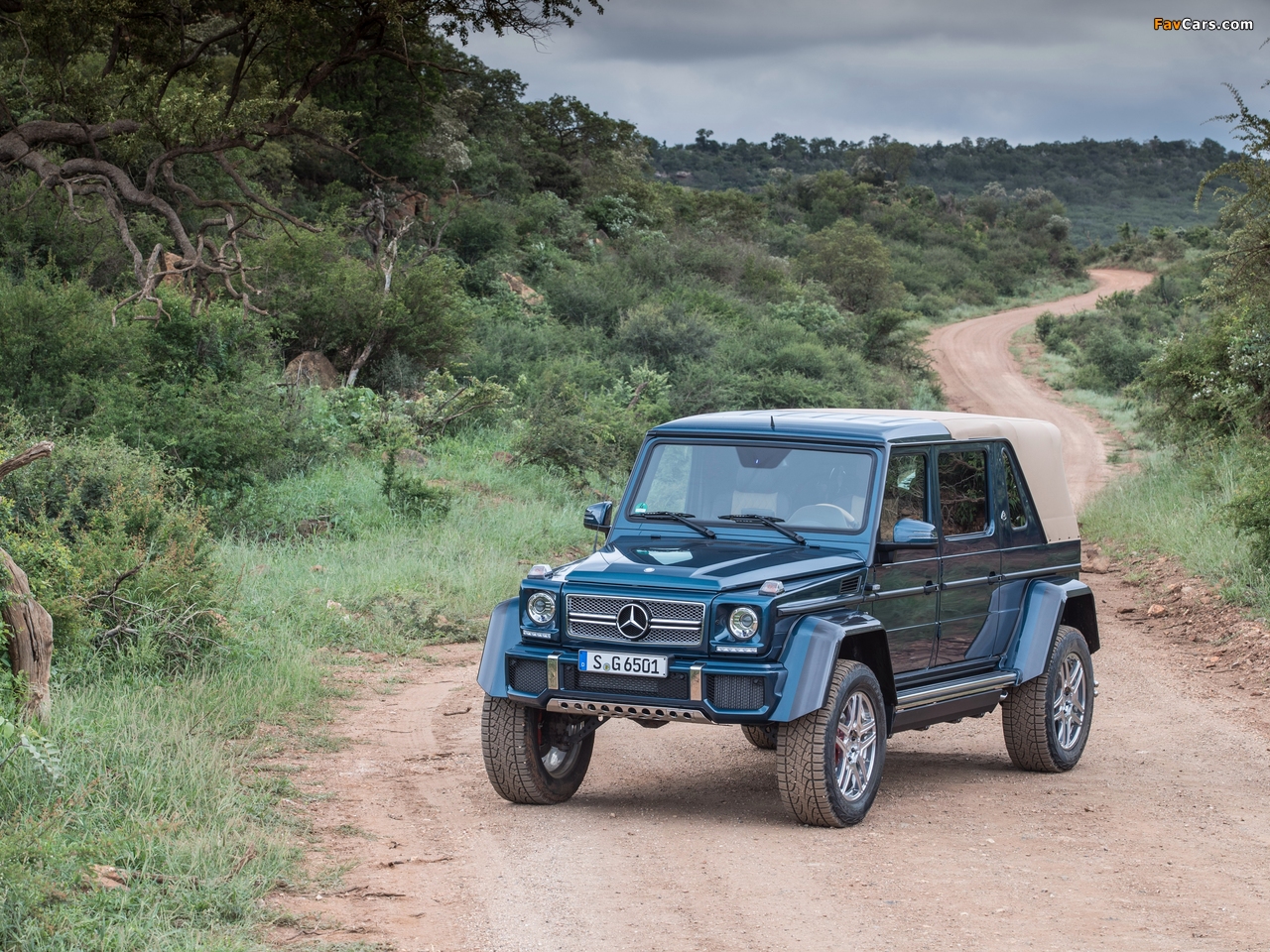 Mercedes-Maybach G 650 Landaulet (W463) 2017 wallpapers (1280 x 960)