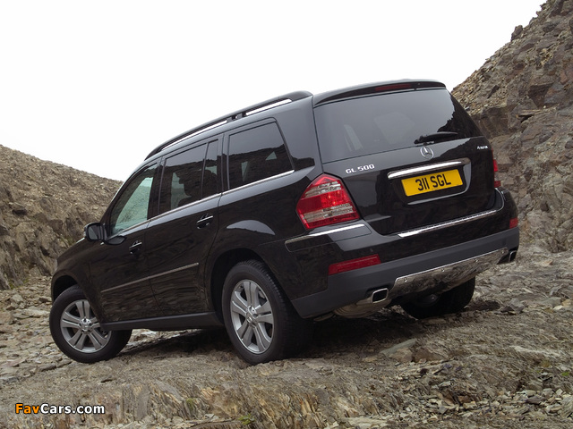 Images of Mercedes-Benz GL 500 UK-spec (X164) 2006–09 (640 x 480)