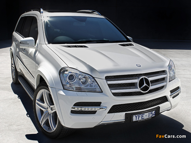Images of Mercedes-Benz GL 450 CDI AU-spec (X164) 2011–12 (640 x 480)