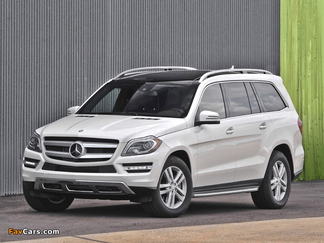 Images of Mercedes-Benz GL 350 BlueTec US-spec (X166) 2012 (640 x 480)