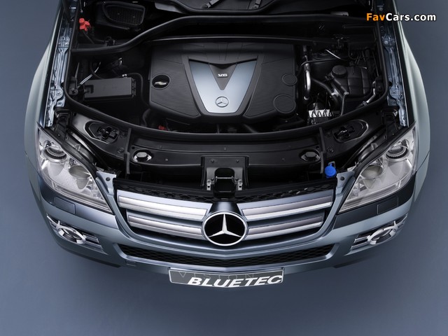 Mercedes-Benz Vision GL 320 BlueTec Concept (X164) 2006 images (640 x 480)