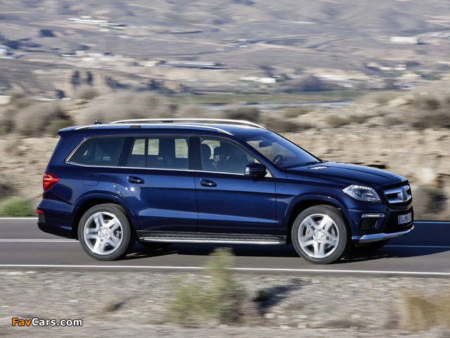 Mercedes-Benz GL 350 BlueTec AMG Sports Package (X166) 2012 images (640 x 480)