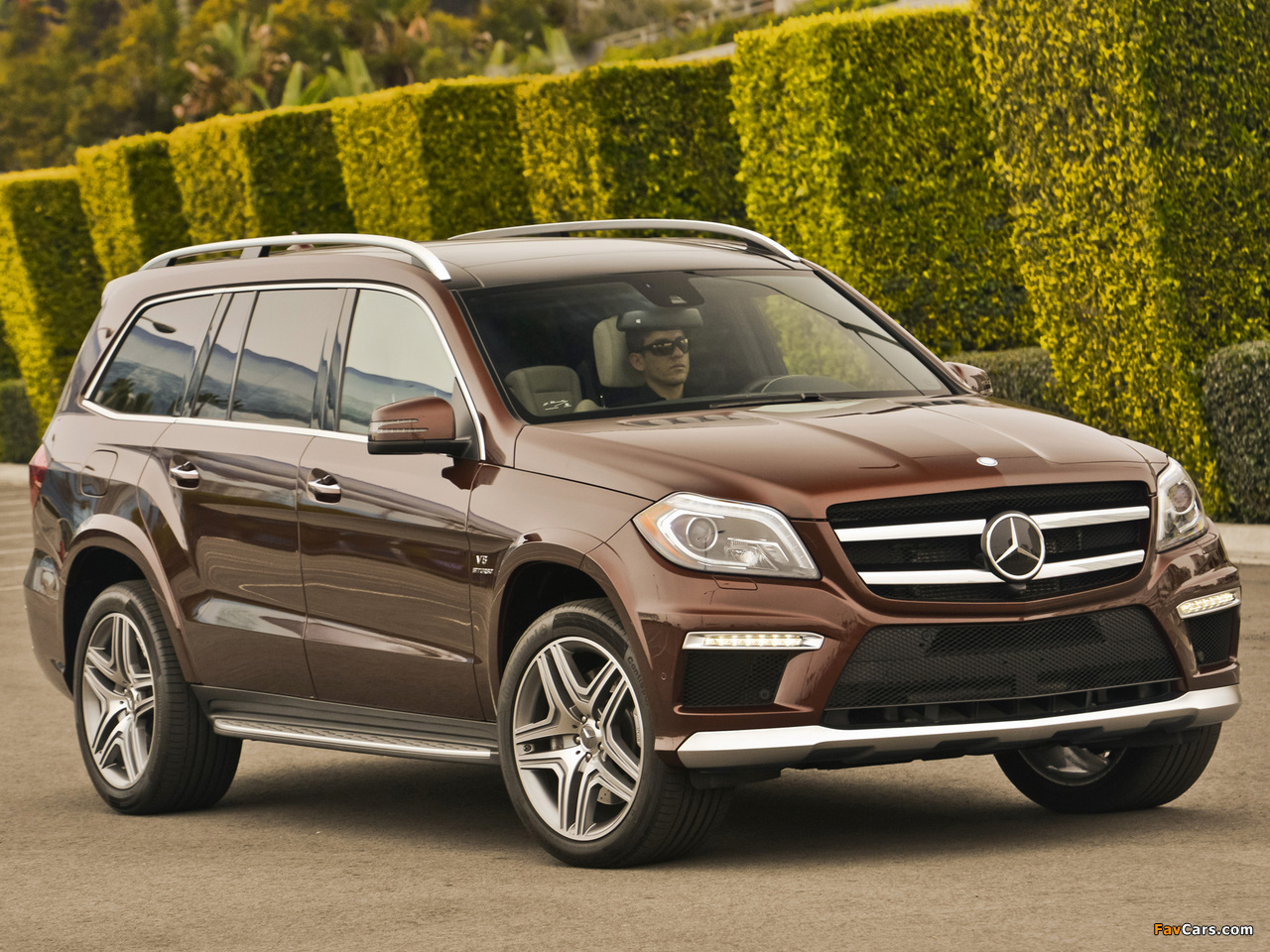 Mercedes-Benz GL 63 AMG US-spec (X166) 2012 images (1280 x 960)