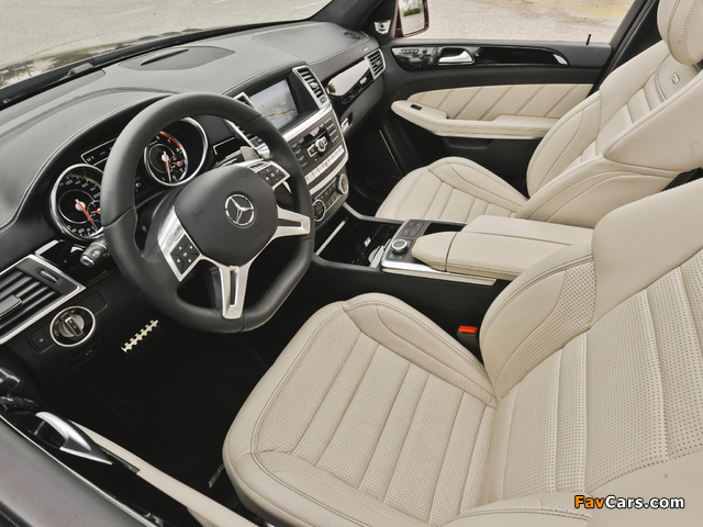 Mercedes-Benz GL 63 AMG US-spec (X166) 2012 images (640 x 480)