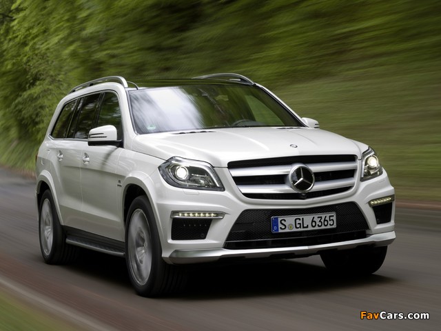 Mercedes-Benz GL 63 AMG (X166) 2012 images (640 x 480)