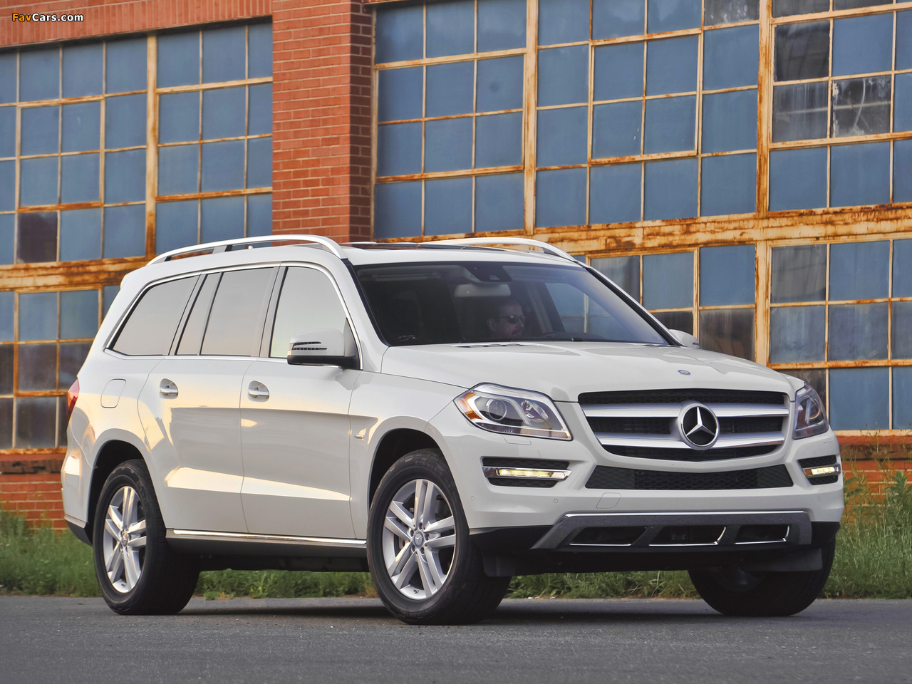 Mercedes-Benz GL 350 BlueTec US-spec (X166) 2012 images (1280 x 960)