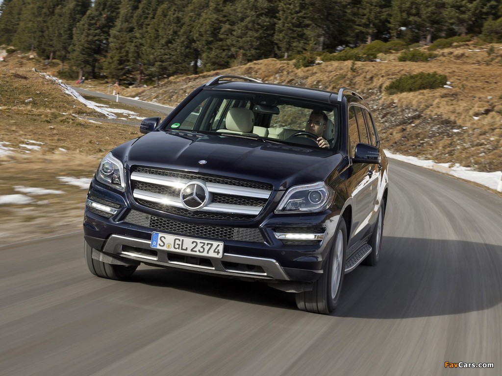 Mercedes-Benz GL 500 BlueEfficiency (X166) 2012 images (1024 x 768)