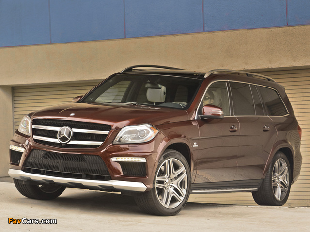 Mercedes-Benz GL 63 AMG US-spec (X166) 2012 photos (640 x 480)