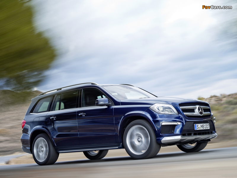 Mercedes-Benz GL 350 BlueTec AMG Sports Package (X166) 2012 pictures (800 x 600)