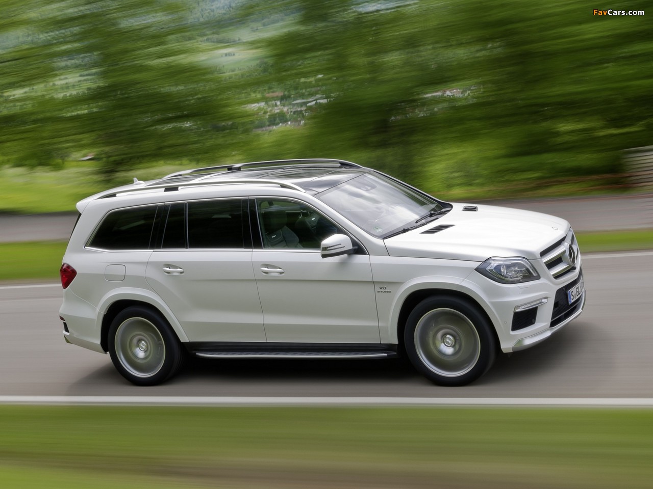 Mercedes-Benz GL 63 AMG (X166) 2012 pictures (1280 x 960)