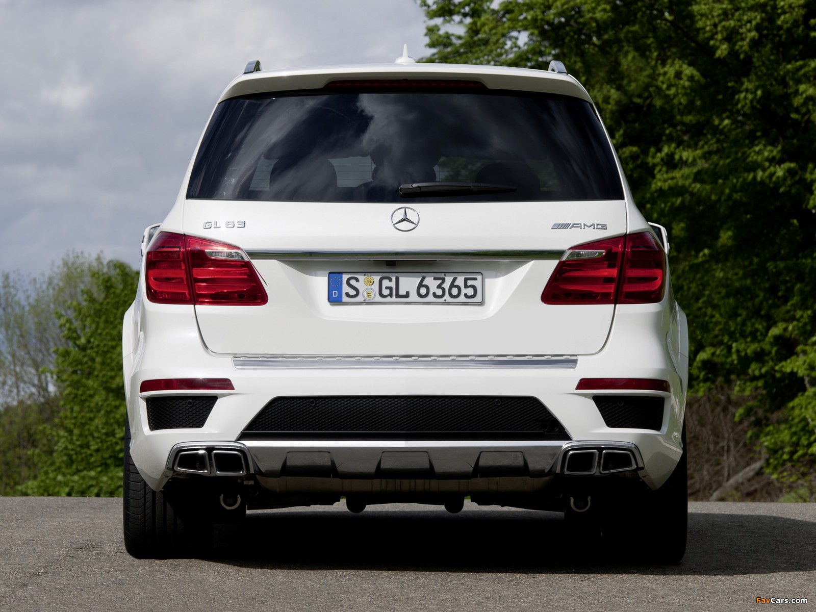 Mercedes-Benz GL 63 AMG (X166) 2012 pictures (1600 x 1200)