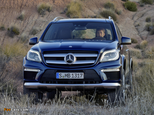 Mercedes-Benz GL 350 BlueTec AMG Sports Package (X166) 2012 wallpapers (640 x 480)