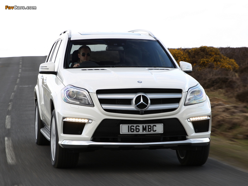 Mercedes-Benz GL 350 BlueTec AMG Sports Package UK-spec (X166) 2013 images (800 x 600)