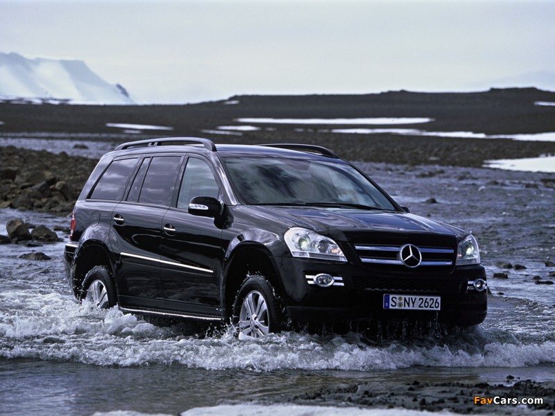 Photos of Mercedes-Benz GL 420 CDI (X164) 2006–09 (800 x 600)
