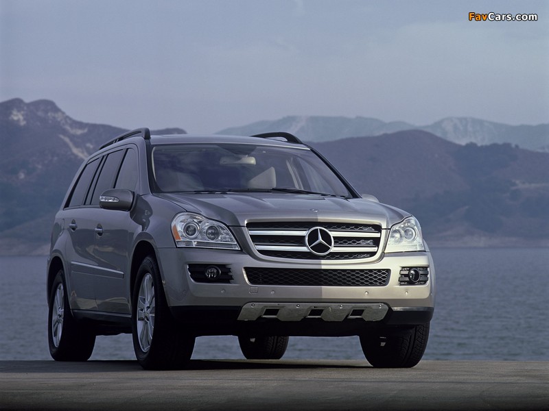 Photos of Mercedes-Benz GL 320 CDI (X164) 2006–09 (800 x 600)