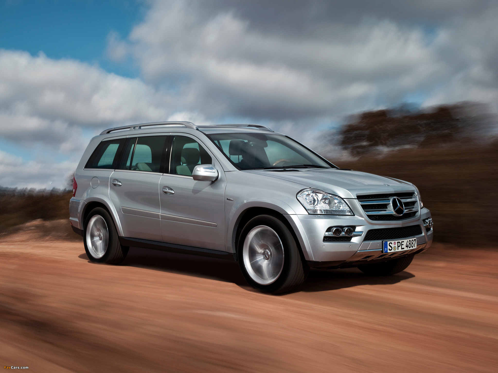 Photos of Mercedes-Benz GL 350 BlueTec (X164) 2009–12 (2048 x 1536)