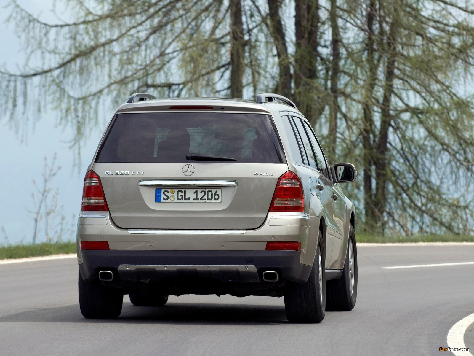 Pictures of Mercedes-Benz GL 320 CDI (X164) 2006–09 (1600 x 1200)