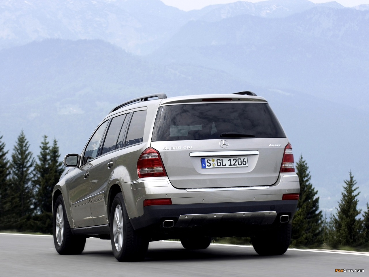 Pictures of Mercedes-Benz GL 320 CDI (X164) 2006–09 (1280 x 960)