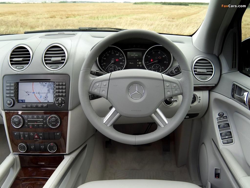 Pictures of Mercedes-Benz GL 500 UK-spec (X164) 2006–09 (1024 x 768)
