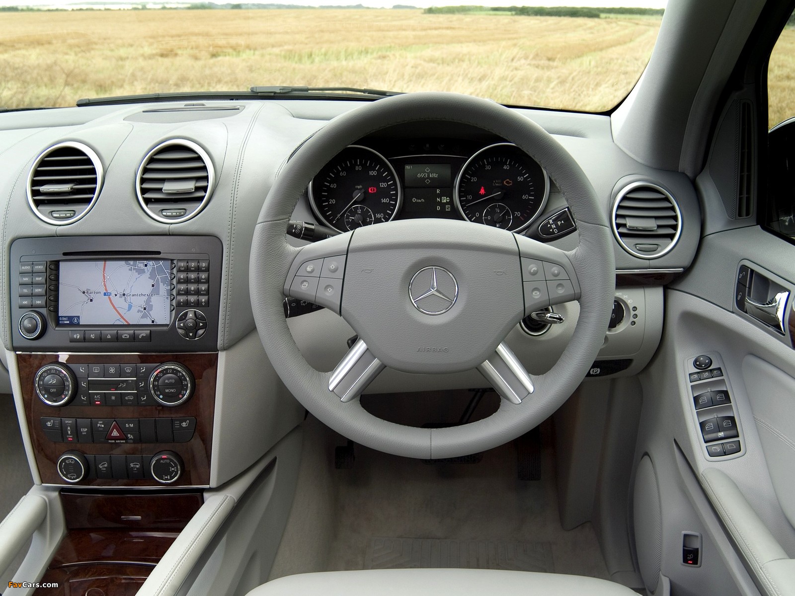 Pictures of Mercedes-Benz GL 500 UK-spec (X164) 2006–09 (1600 x 1200)