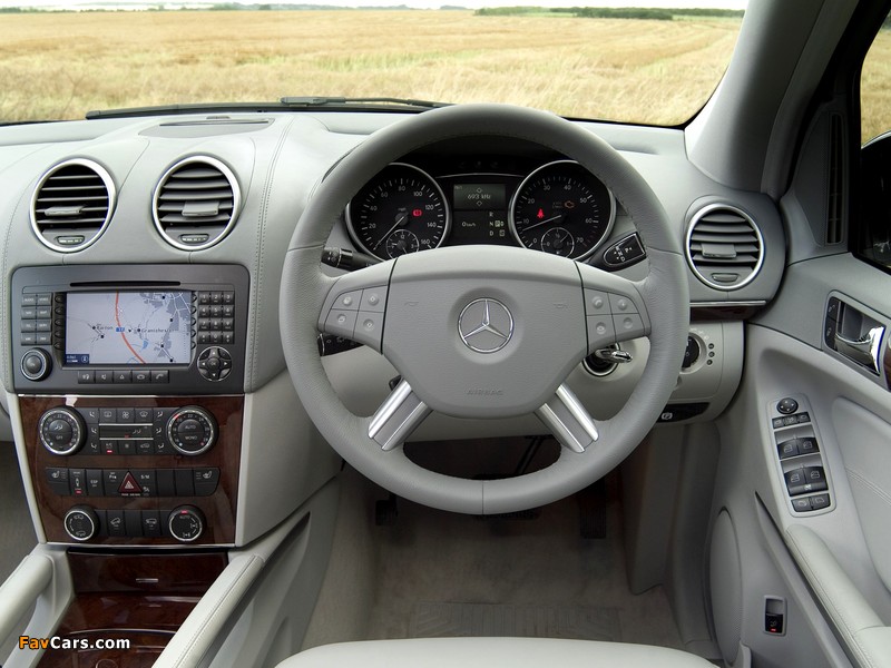 Pictures of Mercedes-Benz GL 500 UK-spec (X164) 2006–09 (800 x 600)