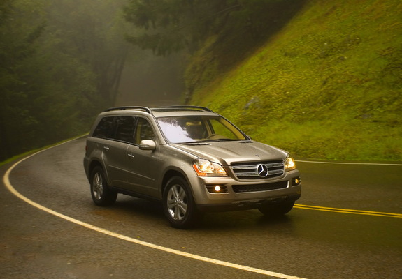 Pictures of Mercedes-Benz GL 450 US-spec (X164) 2006–09