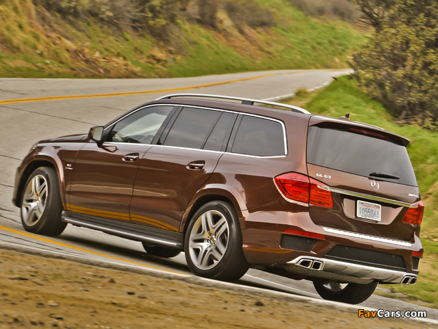 Pictures of Mercedes-Benz GL 63 AMG US-spec (X166) 2012 (640 x 480)