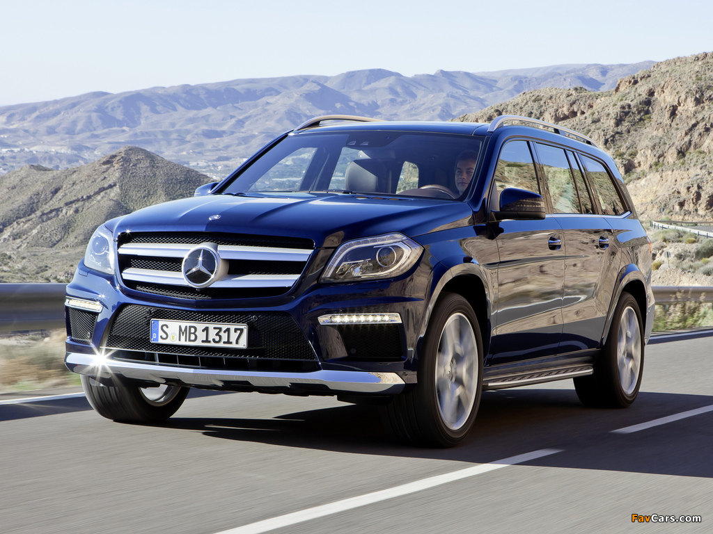 Pictures of Mercedes-Benz GL 350 BlueTec AMG Sports Package (X166) 2012 (1024 x 768)