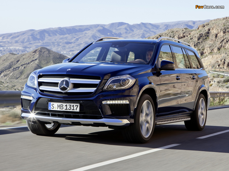 Pictures of Mercedes-Benz GL 350 BlueTec AMG Sports Package (X166) 2012 (800 x 600)