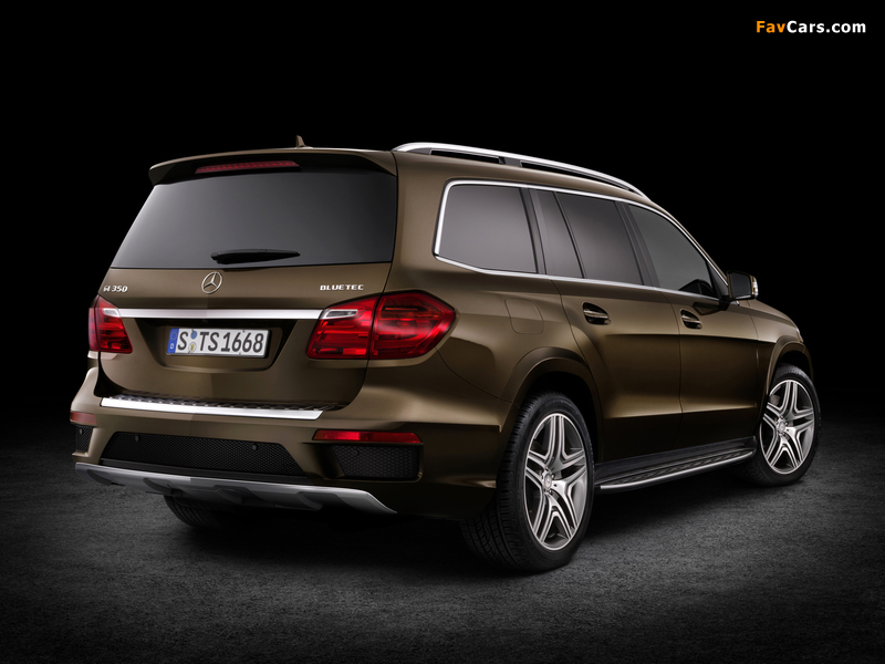 Mercedes-Benz GL 350 BlueTec AMG Sports Package (X166) 2012 wallpapers (800 x 600)